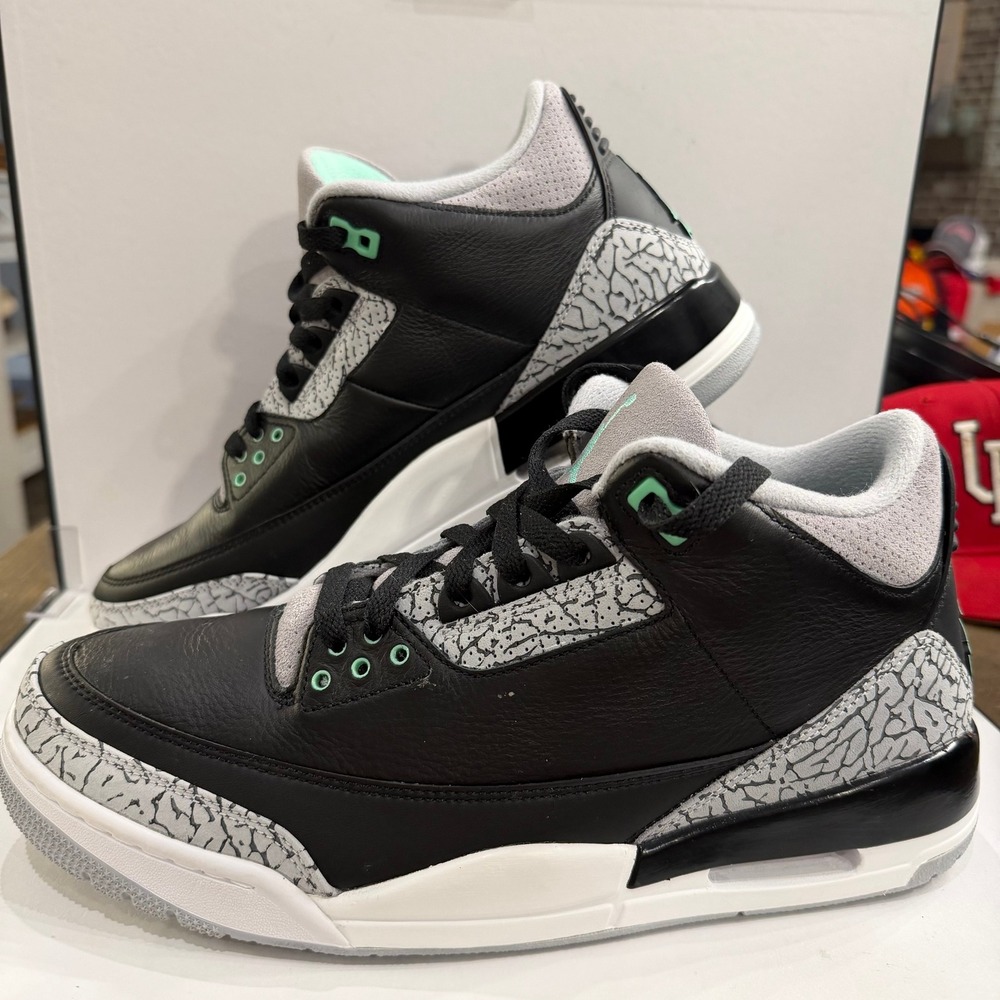 Jordan Air Jordan 3 Retro Mens 10.5 Black Green‎ Glow Elephant Print CT8532-031